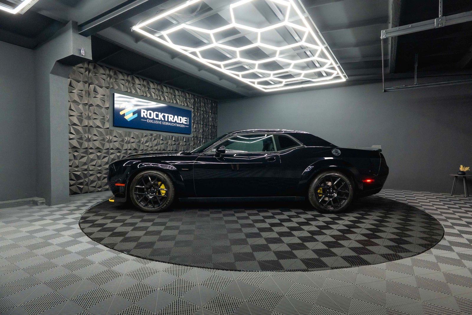 Dodge Challenger 5.7 V8 R/T SRT WIDE BODY *LED*19%*