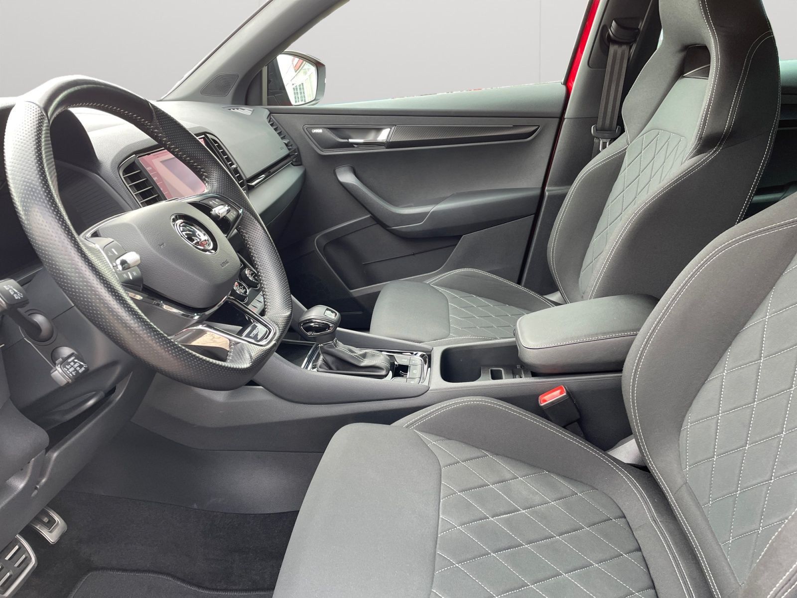 Skoda Karoq 2.0 TSI 4x4 DSG Sportline AHK/Standhzg./Si