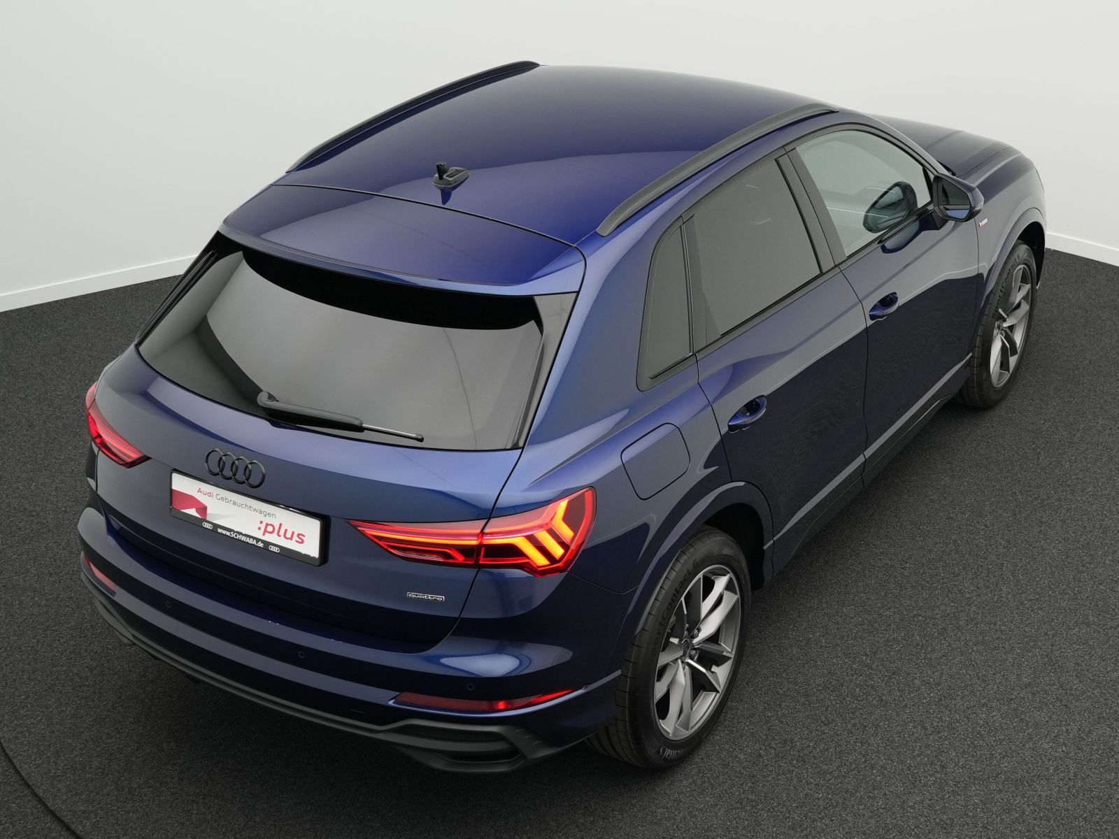 Audi Q3 40 TFSI quattro S line - Samsaru's Car Outlet