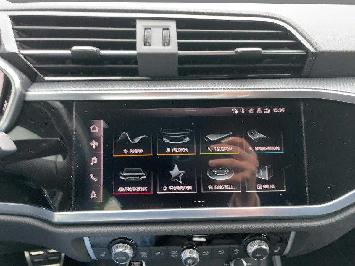 Audi Q3 Sportback 40 TDI quattro S-Line - Samsaru's Car Outlet