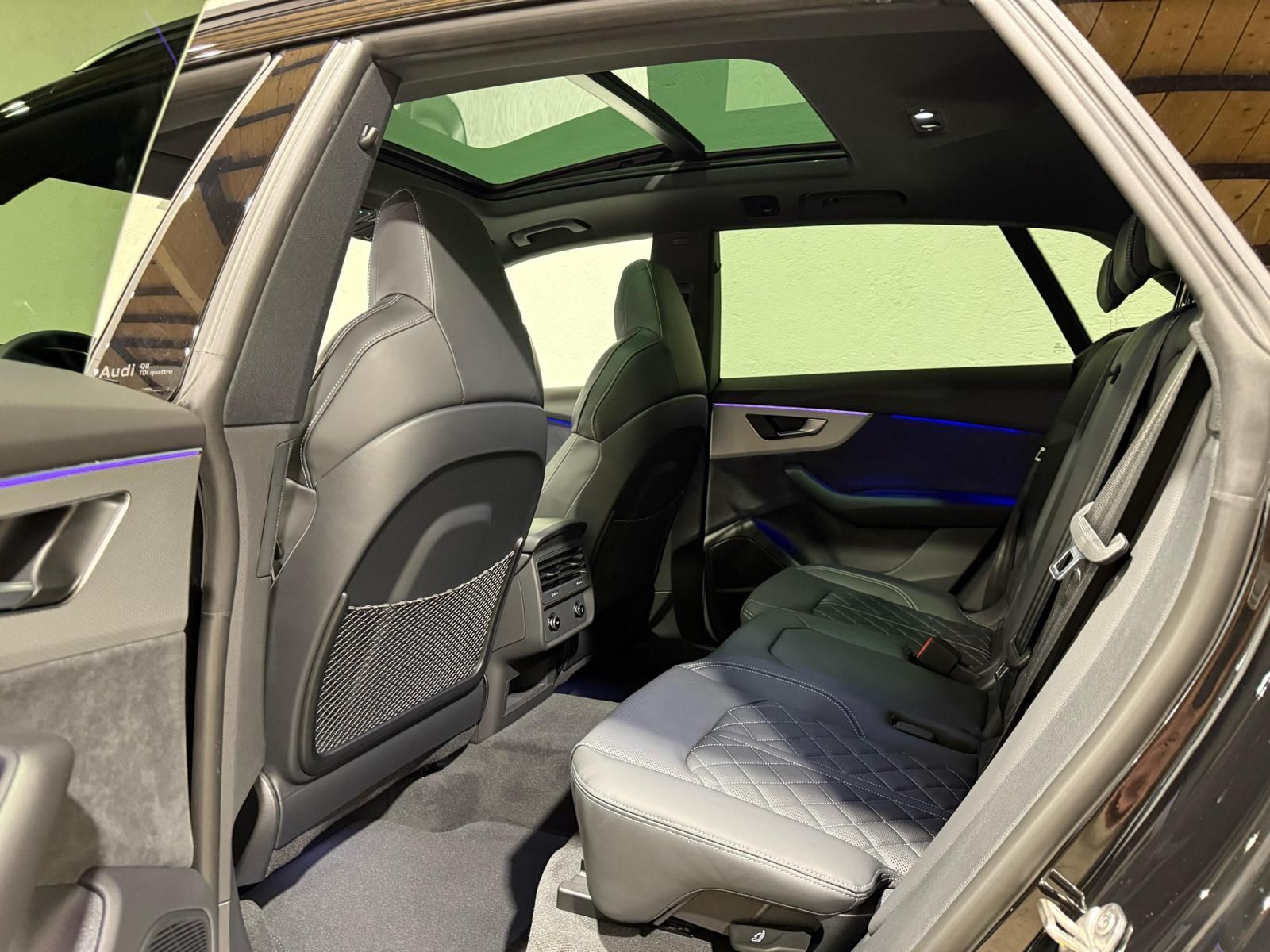 Audi Q8 50 TDI quattro - Samsaru's Car Outlet