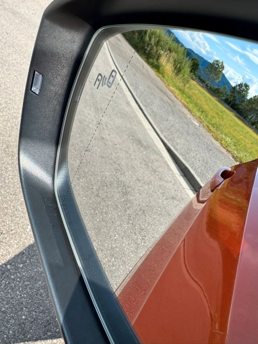 Volkswagen T-Cross 1.0 TSI Style DSG - Samsaru's Car Outlet