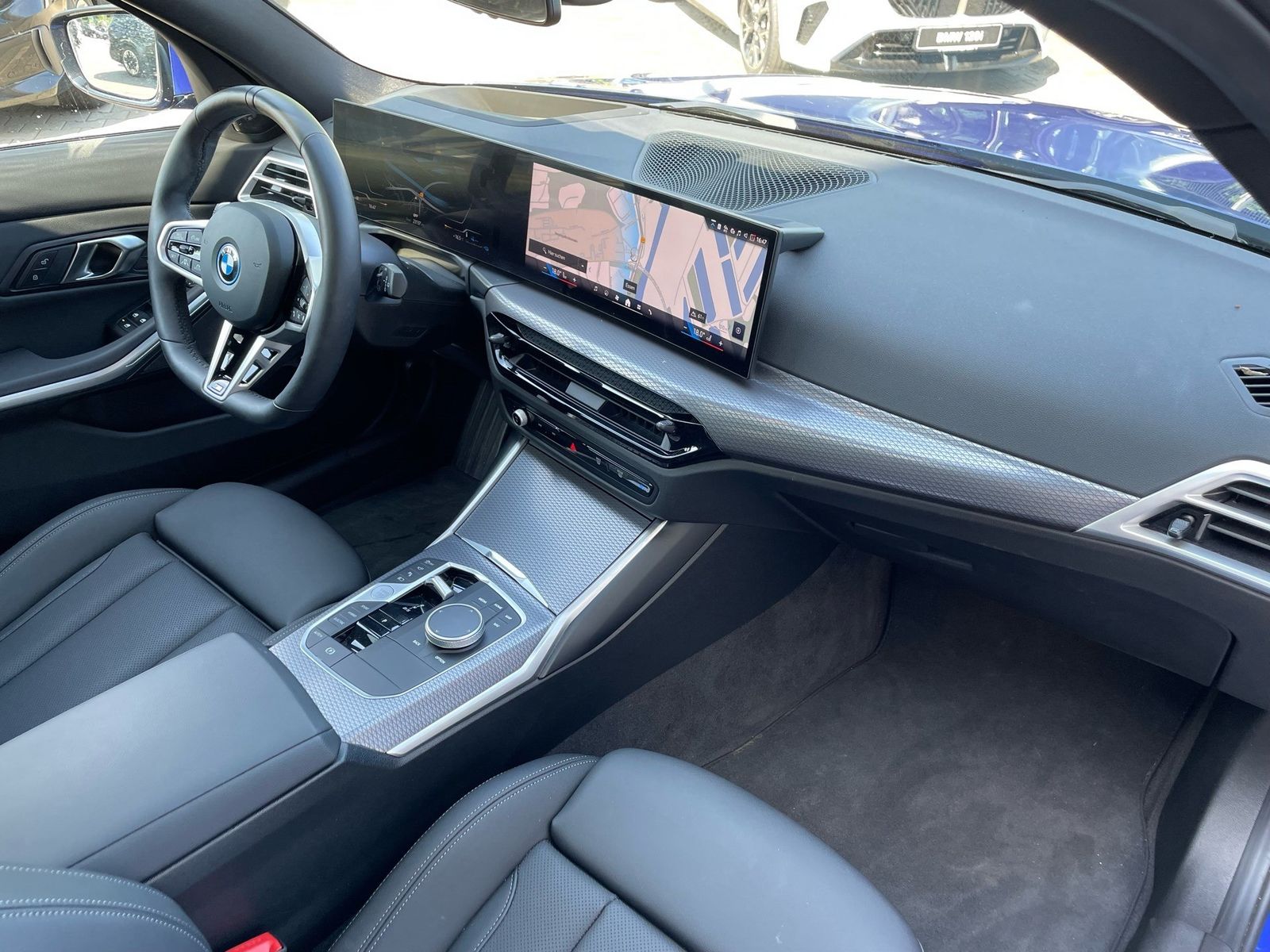 BMW 330e xDrive Tour M Sport | AHK ACC FIN ab 1,99 %