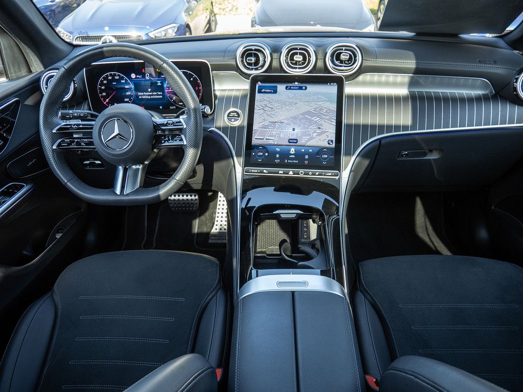 Mercedes-Benz GLC 200 d 4M AMG Sport Edition NIGHT AHK PANO BT