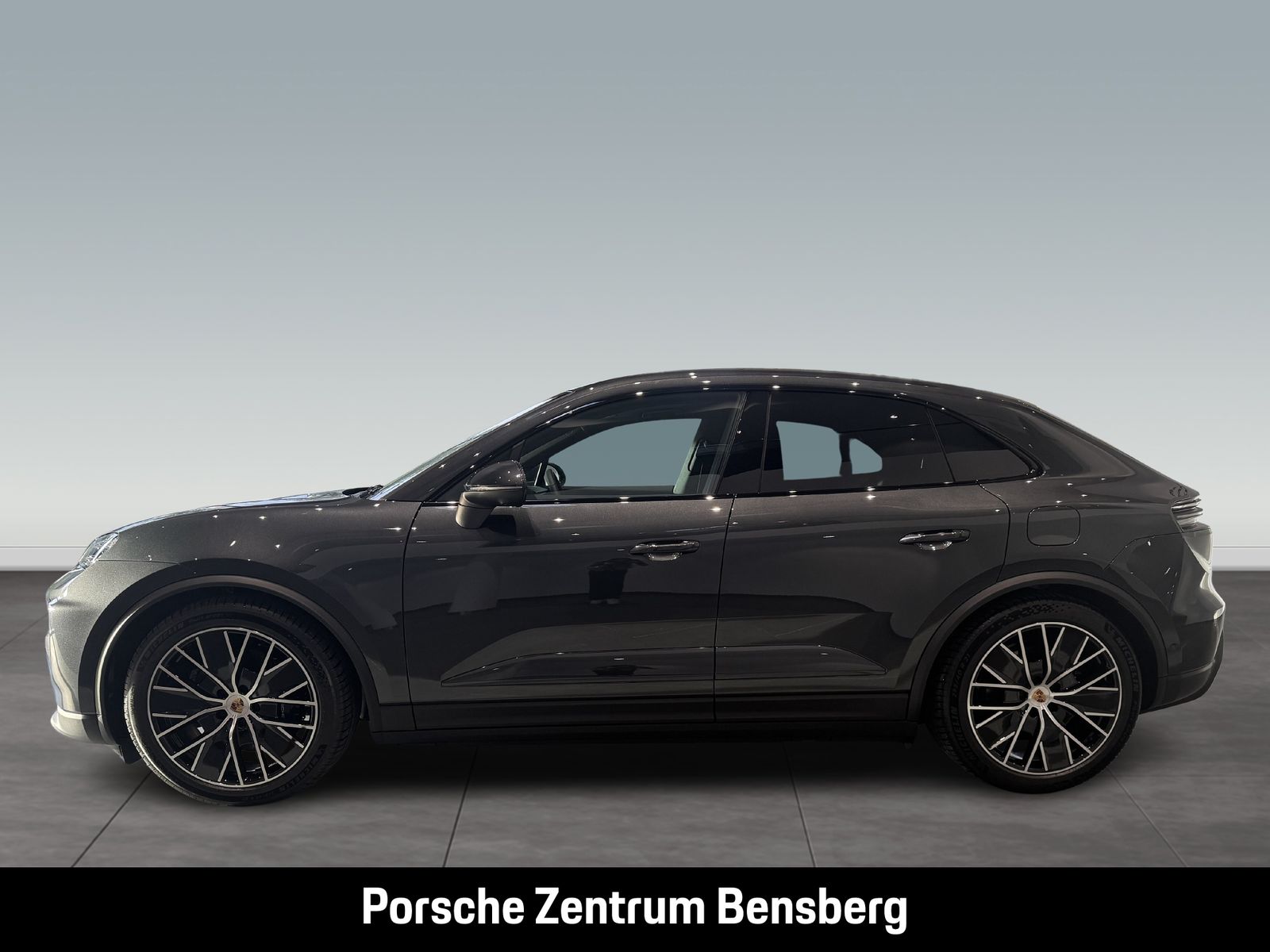 Porsche Macan 4S Electric