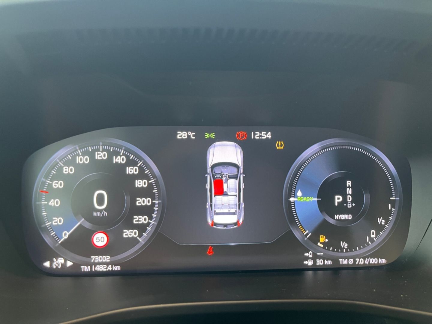 Volvo XC40 T5 Recharge R-Design - Samsaru's Car Outlet