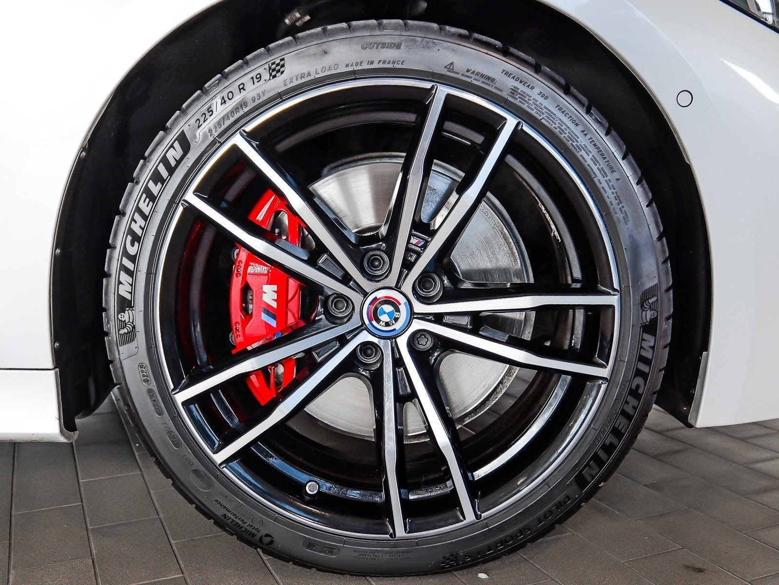 BMW 330i xDrive Touring M-Sport Pro - Samsaru's Car Outlet