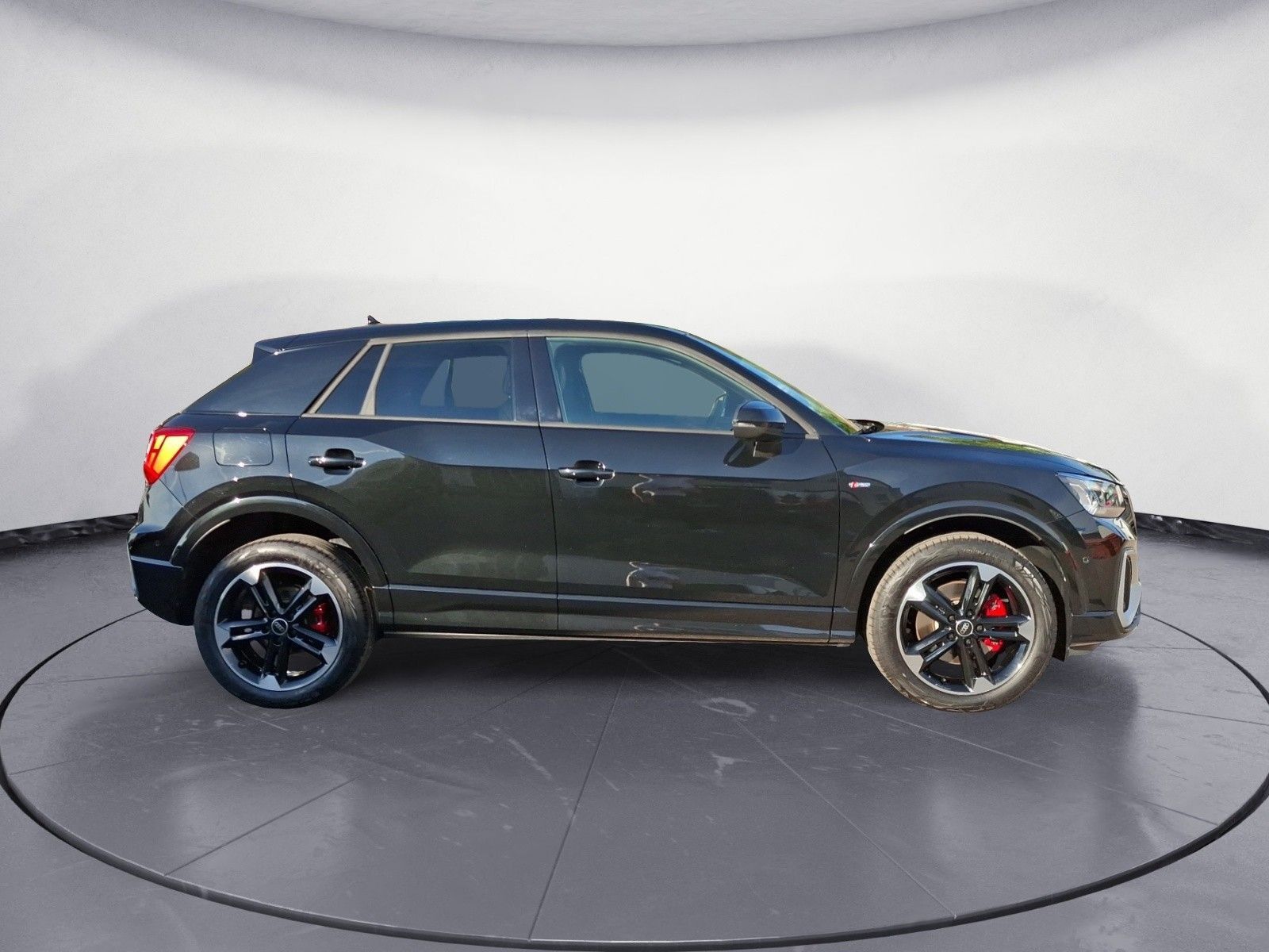 Audi Q2 S line 40 TFSI quattro *AHK* Pano* Sitzheizun