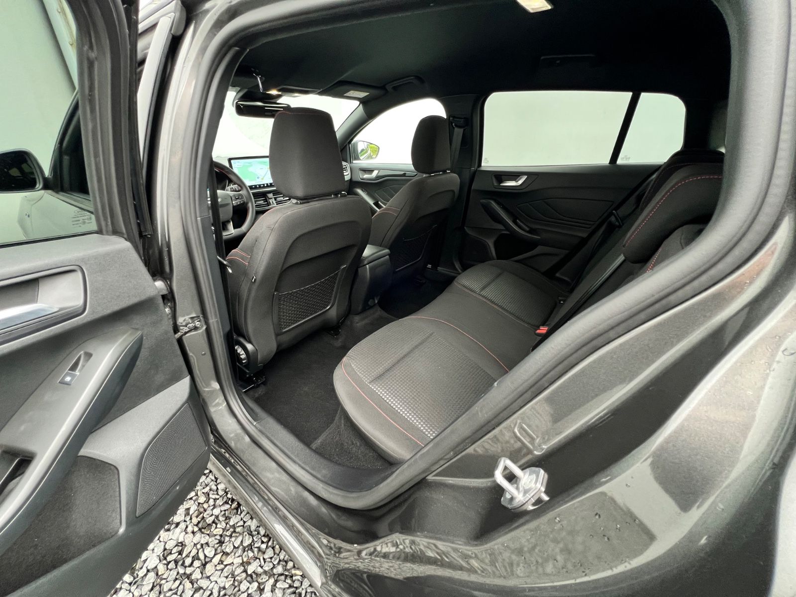 Ford Focus Turnier ST-Line 1.5TDCI Automatik Kamera