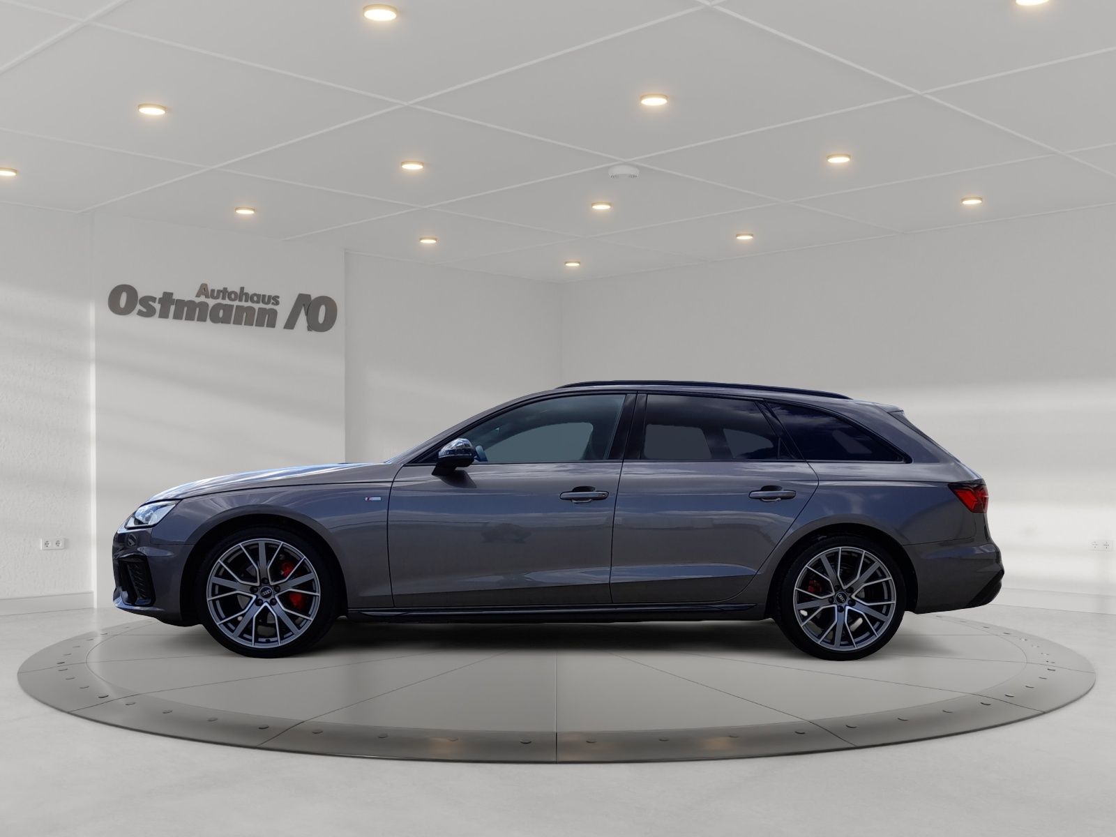 Audi A4 Avant 40 TFSI quattro S-Line - Samsaru's Car Outlet