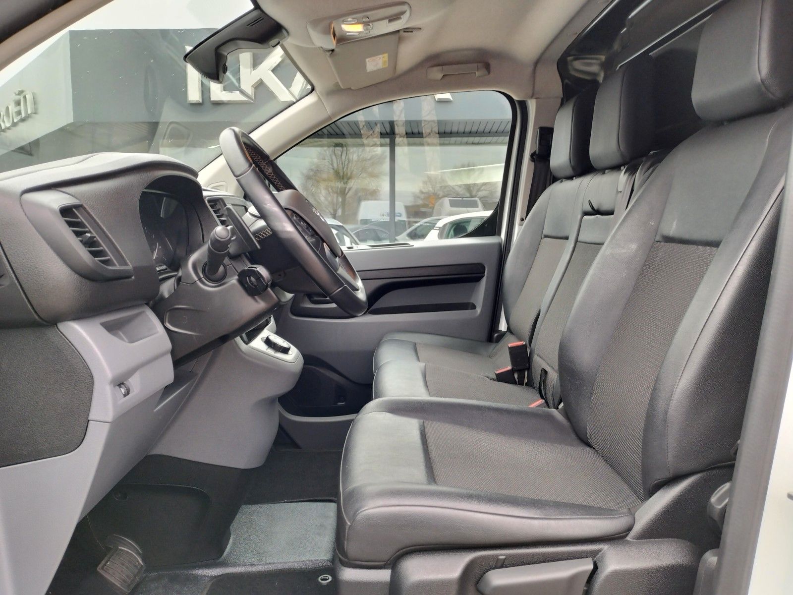 Opel Vivaro Kasten Edition M - Samsaru's Car Outlet