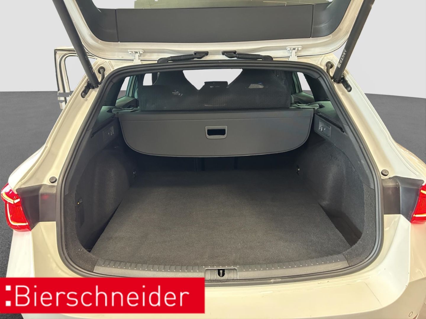 Seat Leon Sportstourer 1.4 e-Hybrid DSG ab mtl. 189,-