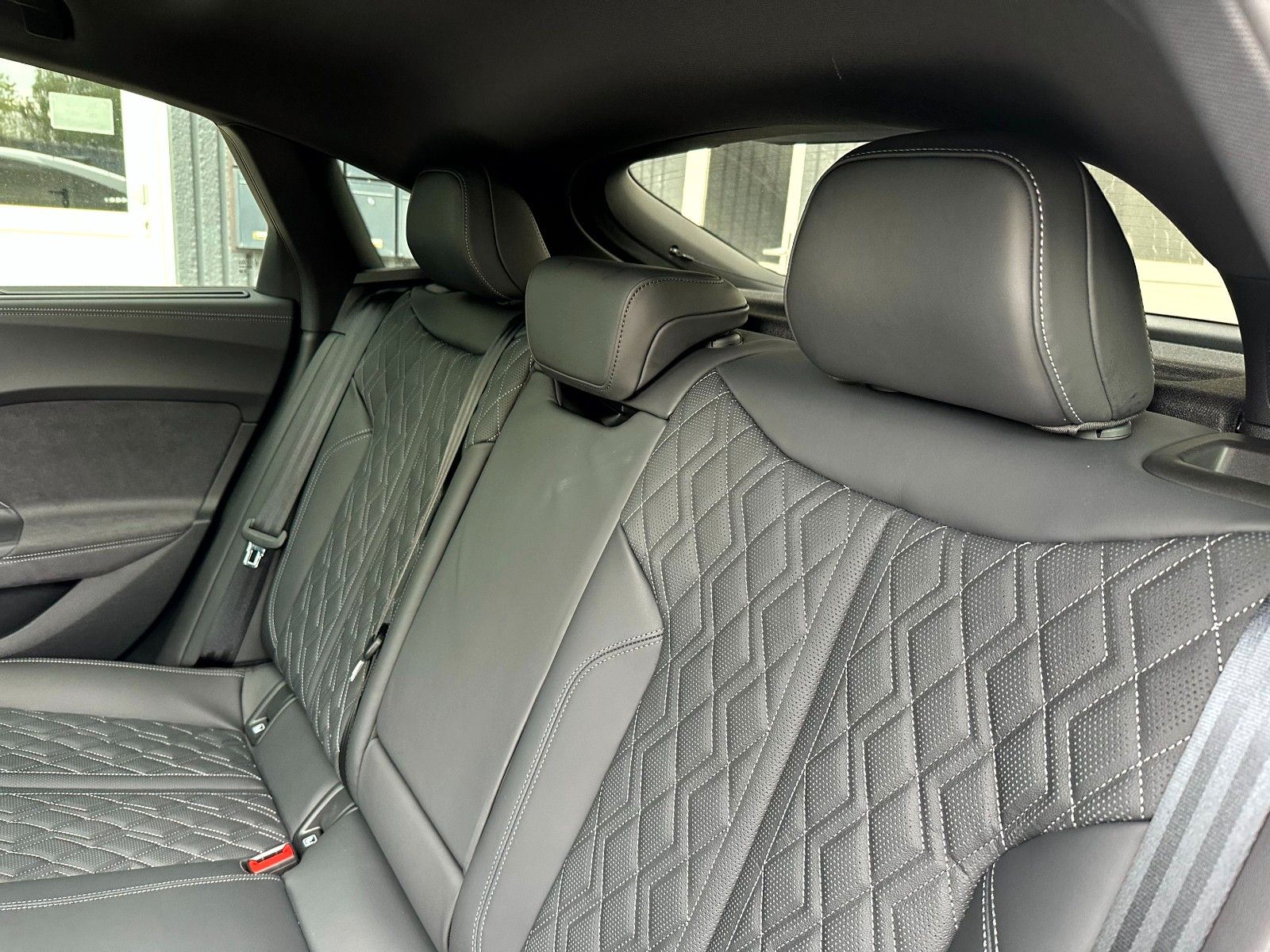 Audi A5 LIMOUSINE QUATTRO S-LINE B&Q DISPLAY AHK FULL