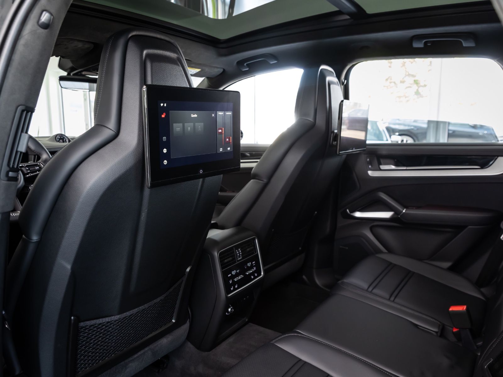 Porsche Cayenne S E-Hybrid SportDesign/DVD im Fond/AHK