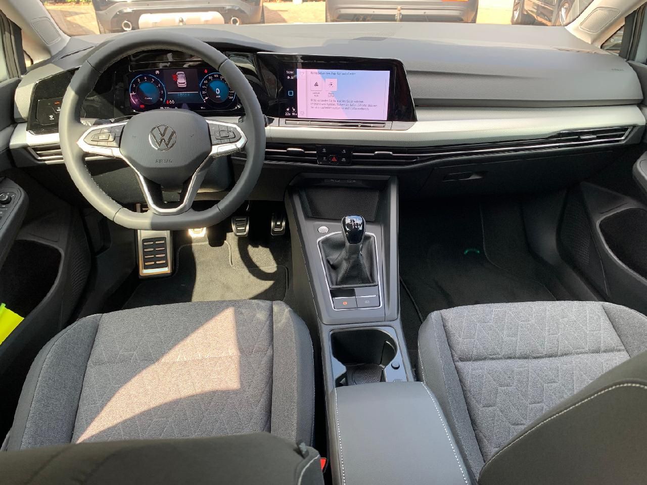 Volkswagen Golf Move - Samsaru's Car Outlet