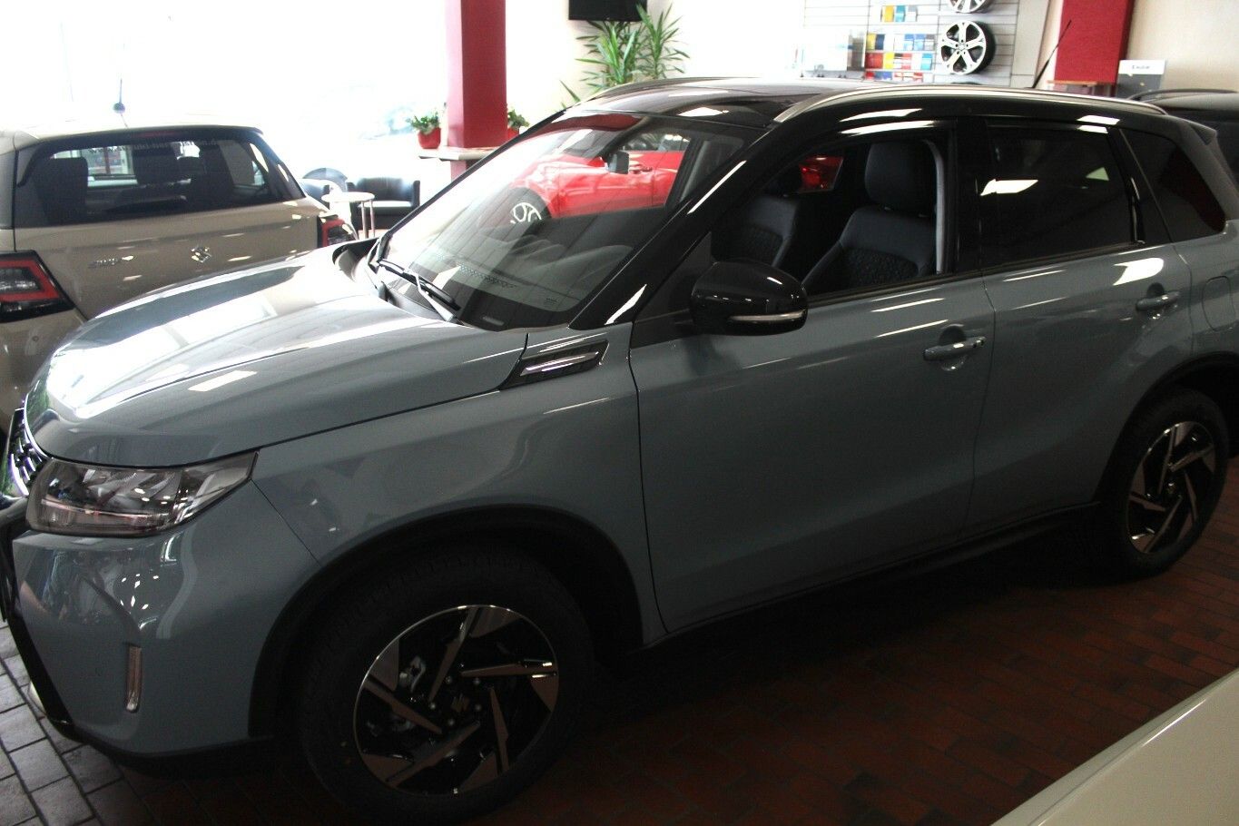 Suzuki Vitara 1.4 Hybrid Comfort+ 4x4 ALLGRIP - Samsaru's Car Outlet
