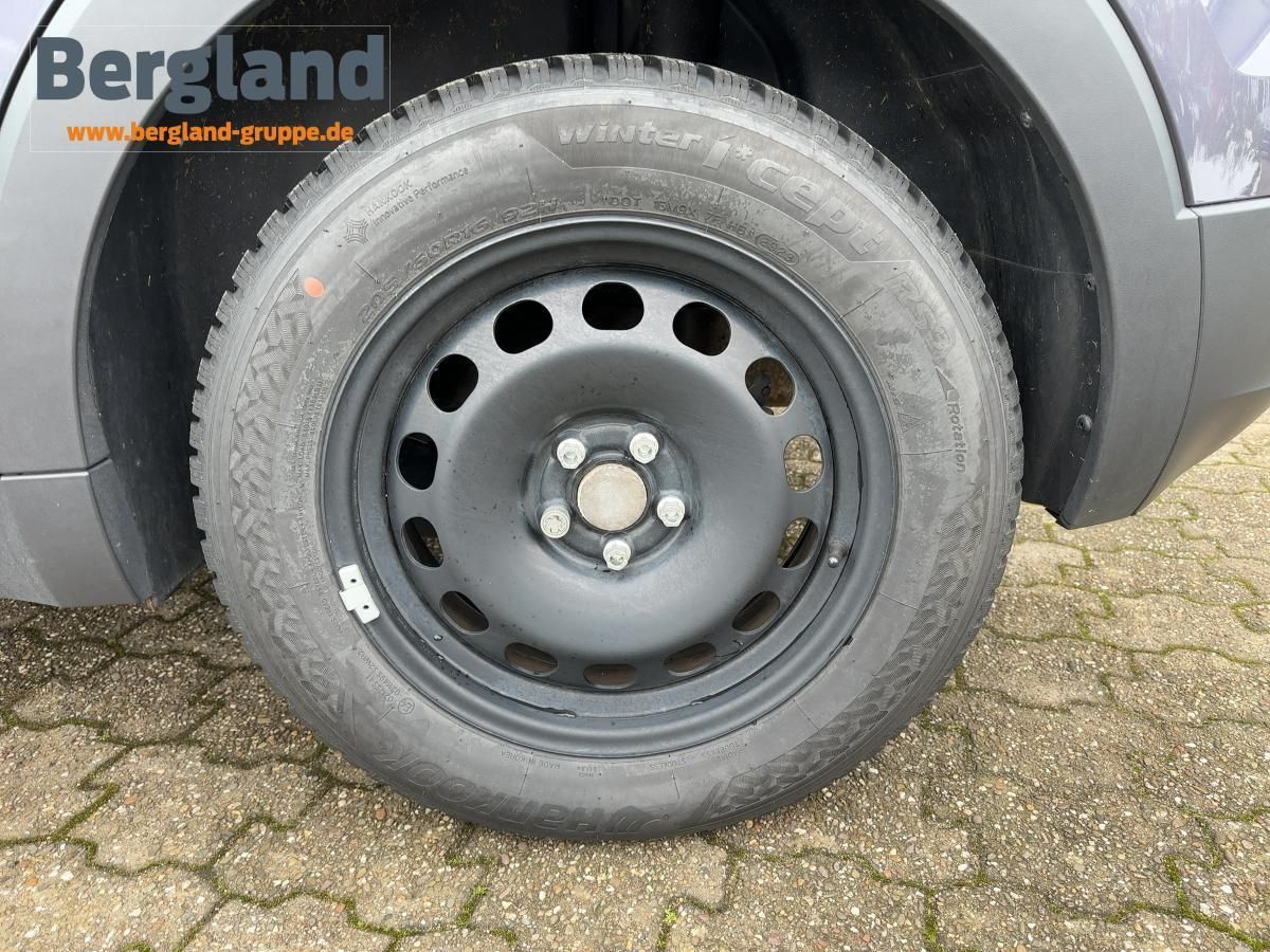 Volkswagen T-Cross Life 1.0l TSI - Samsaru's Car Outlet