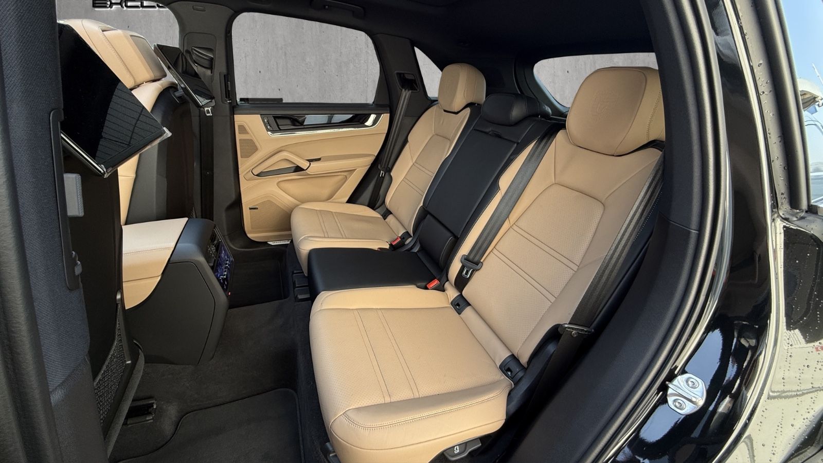 Porsche Cayenne S SportDesign CARBON HAL SPORTABGAS 22"