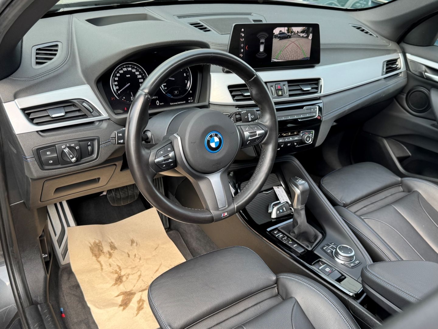 BMW X1 xDrive25e M SPORT - Samsaru's Car Outlet