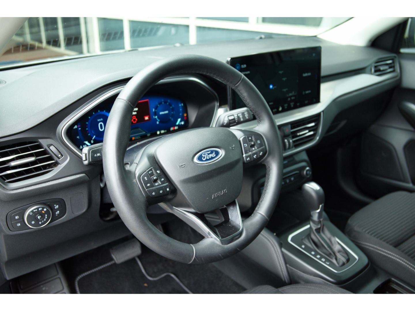 Ford Focus Turnier Titanium X Navi LED ACC Apple CP