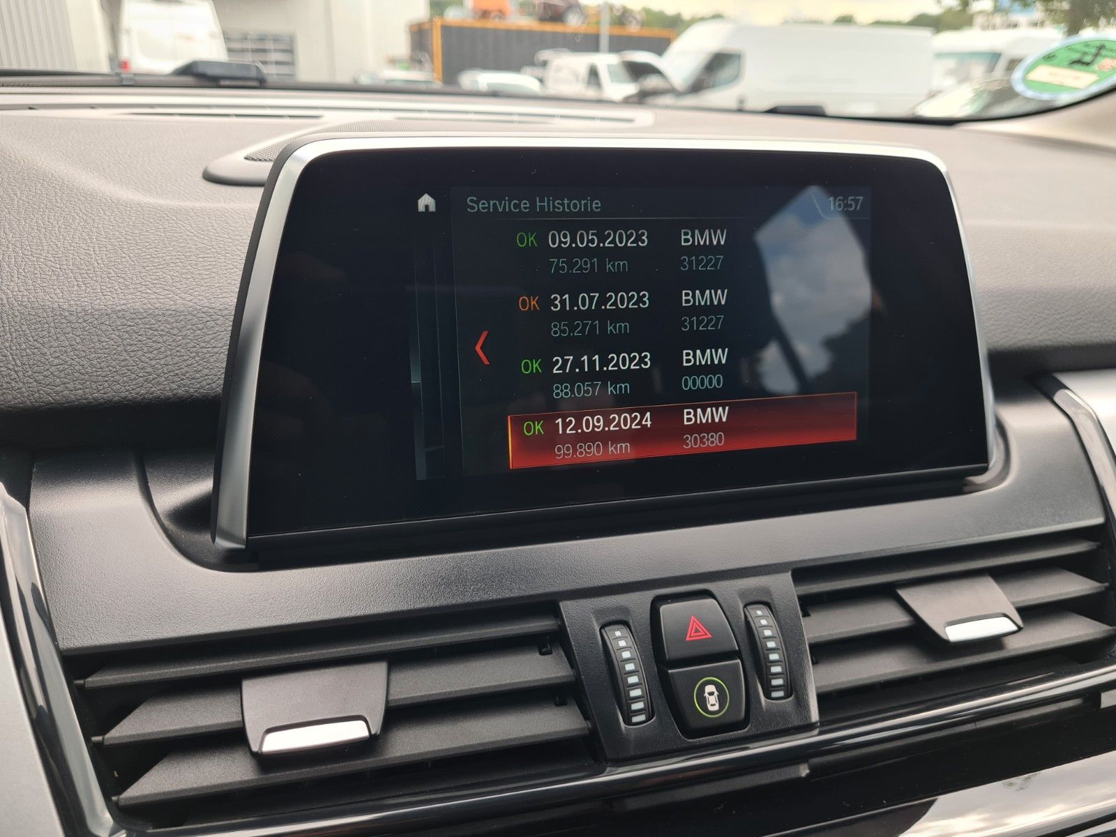BMW 218 d GT Advantage - Samsaru's Car Outlet