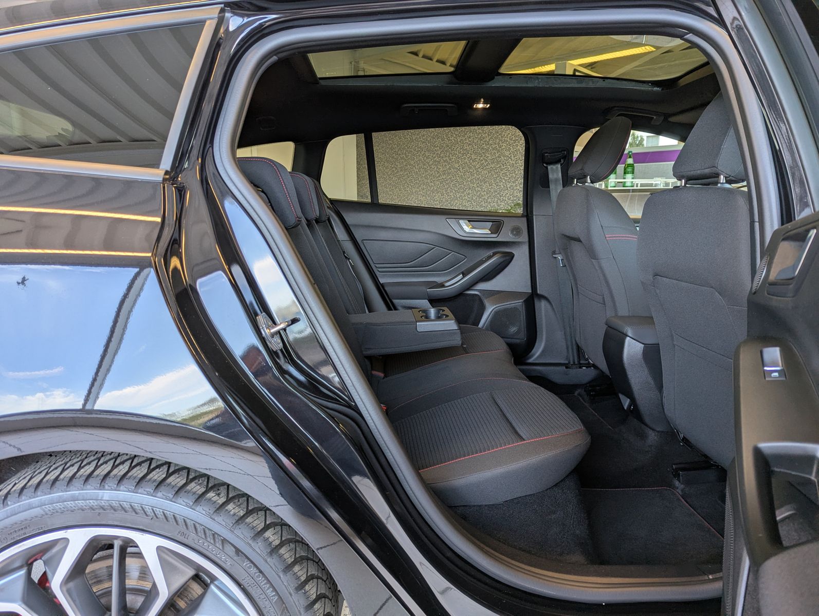 Ford Focus 1.0 ST-Line X Styling Matrix B&O Pano 18"