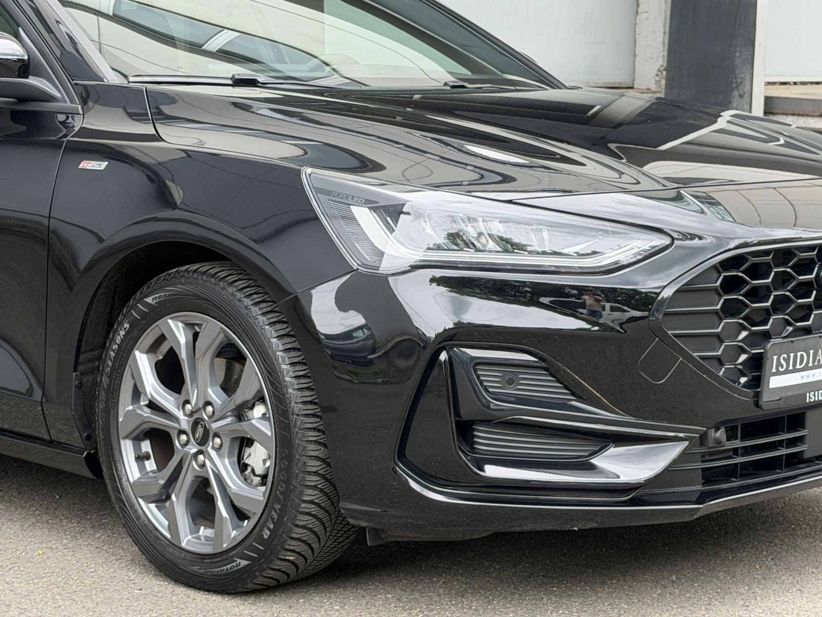 Ford Focus ST-Line LED Navi ACC-Tempomat Pano Kamera