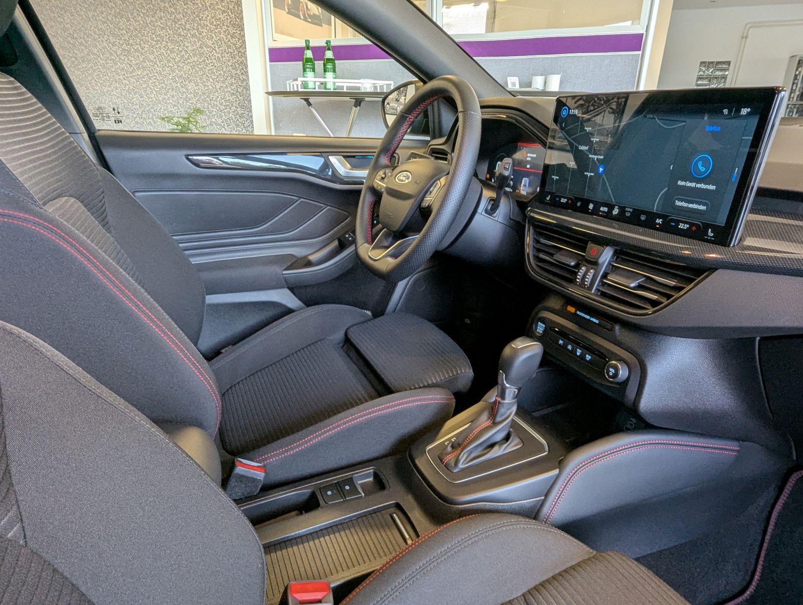 Ford Focus 1.0 ST-Line X Styling Matrix B&O Pano 18"