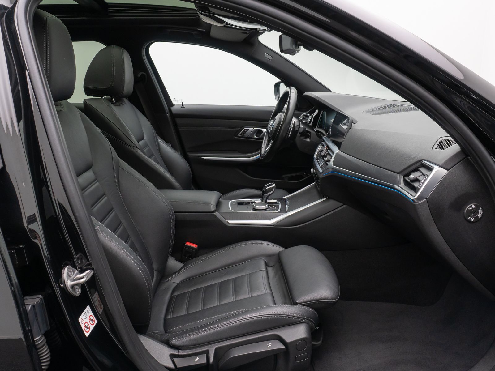 BMW 320e xD Sport Line - Samsaru's Car Outlet