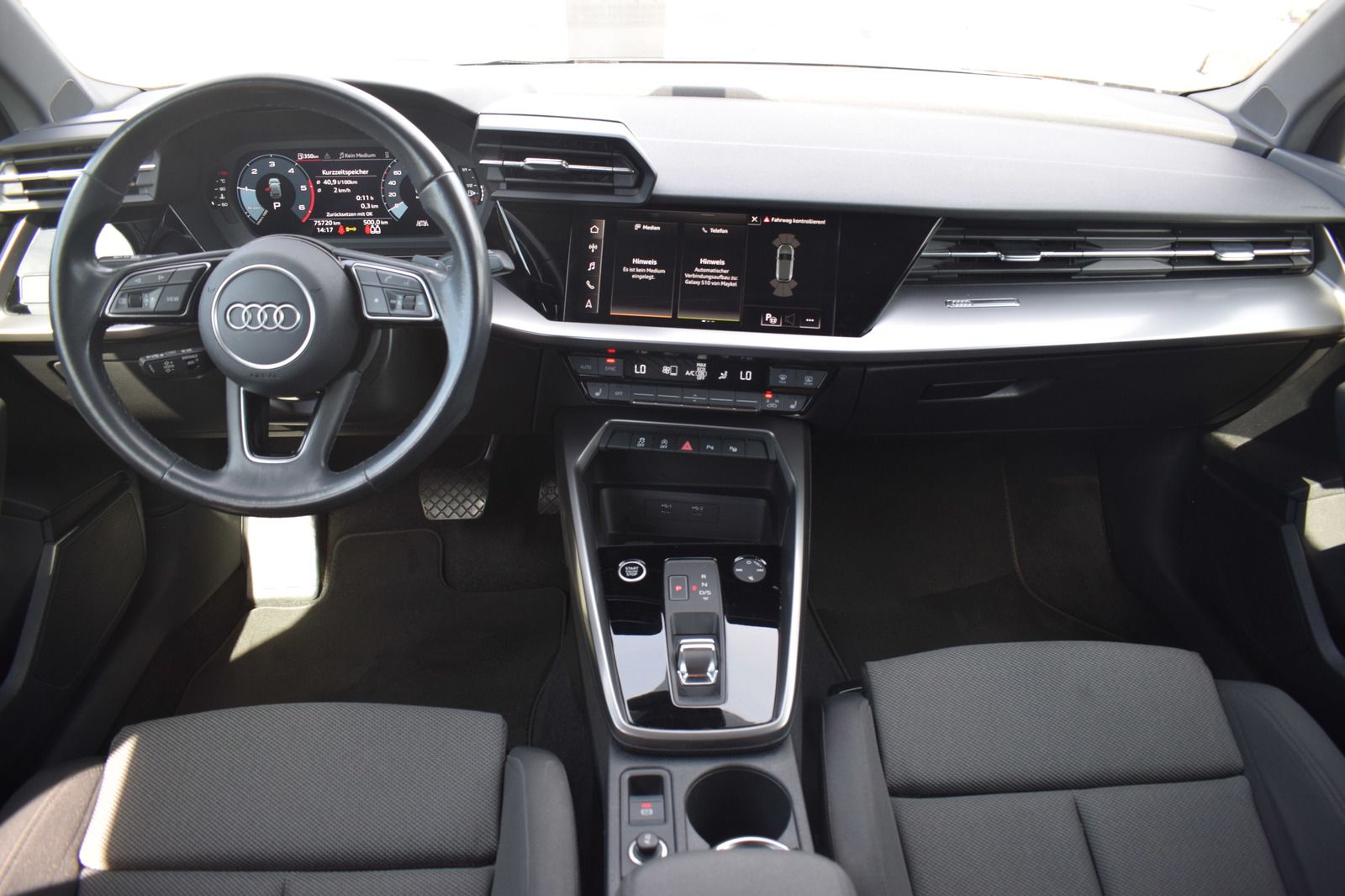 Audi A3 Sportback 30 TDI advanced Automatik/AHK