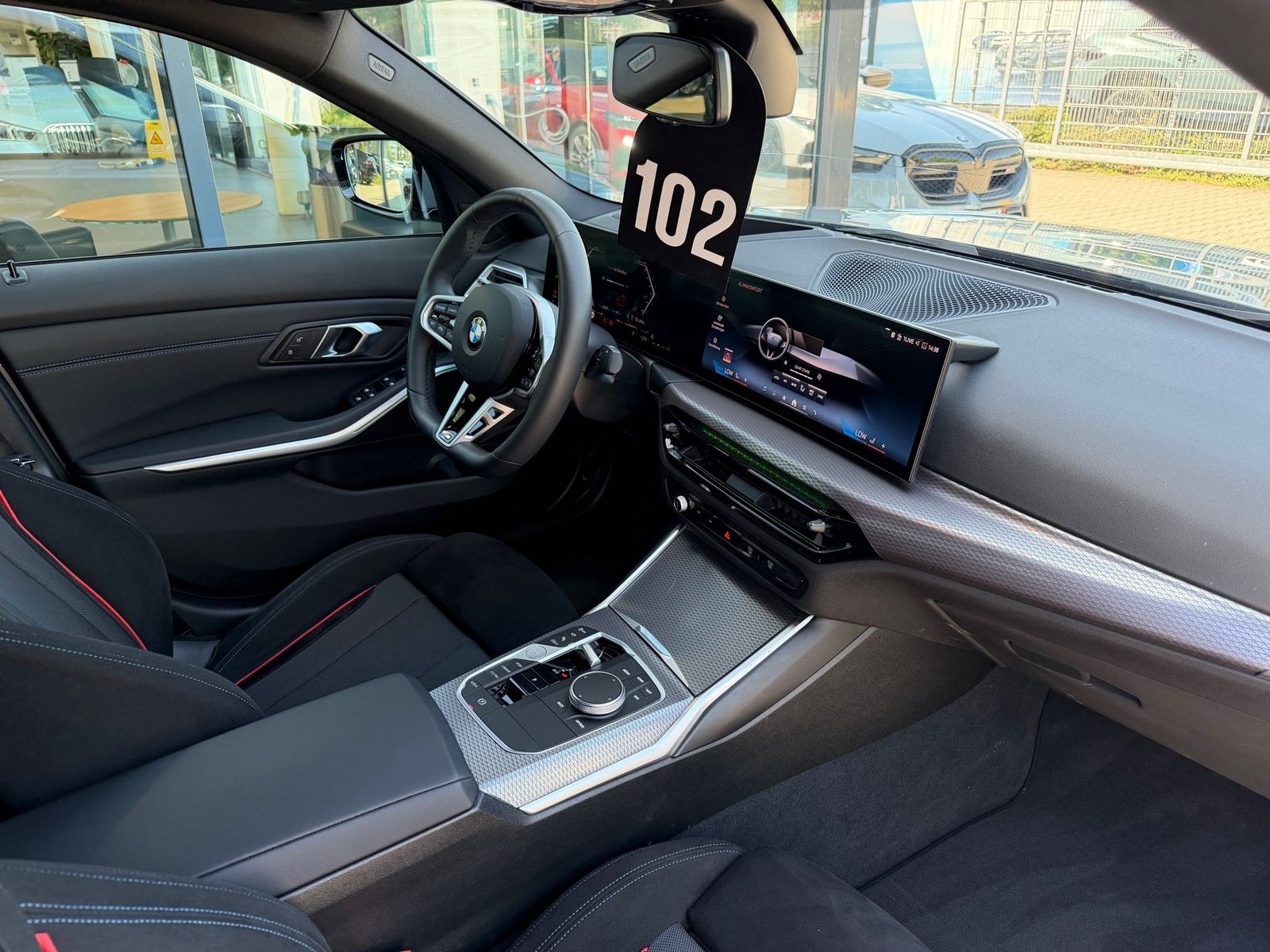 BMW 320i Limo M Sport Ad-Led ACC 360° Fin. ab 0,99%