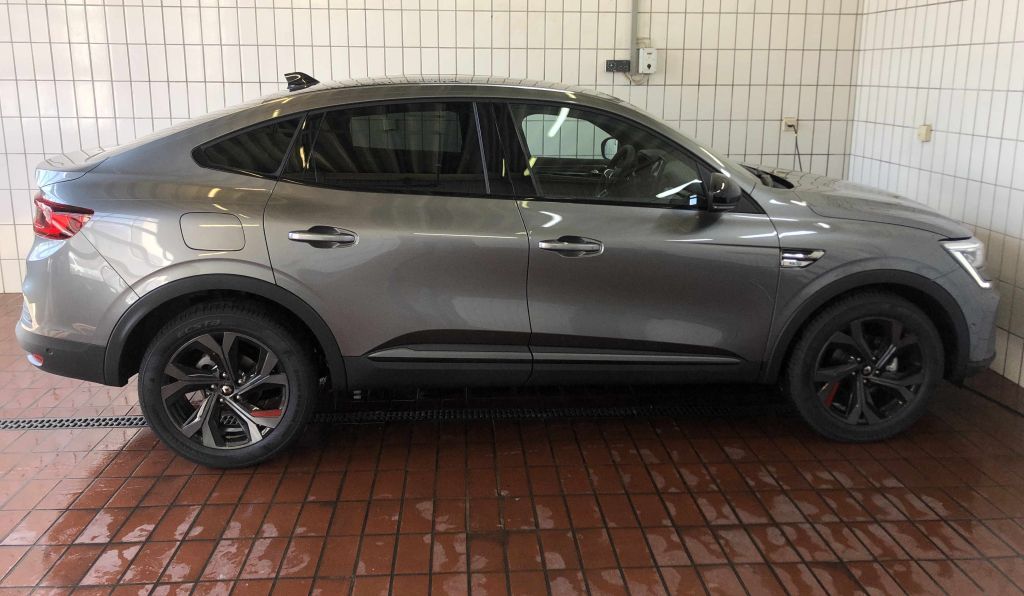 Renault Arkana TCe 160 EDC R.S. LINE - Samsaru's Car Outlet