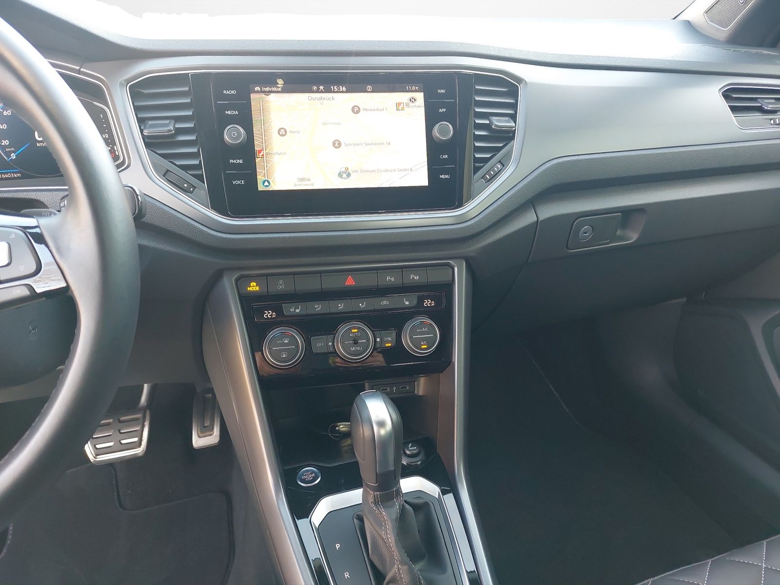 Volkswagen T-Roc R-Line Black - Samsaru's Car Outlet