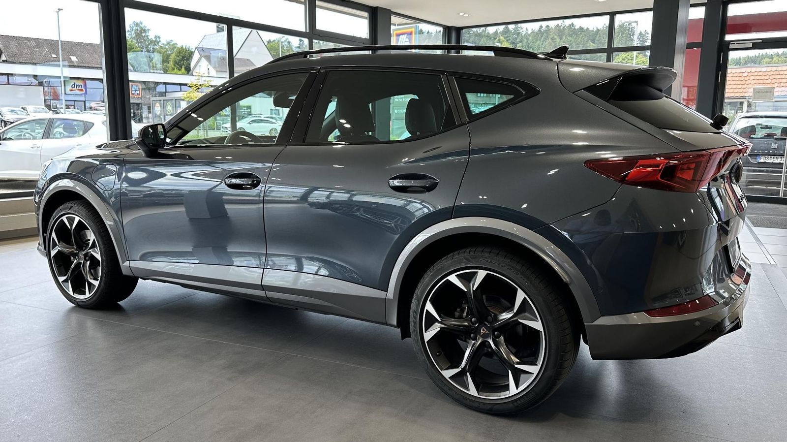 Cupra Formentor 1.4 e-hybrid - Samsaru's Car Outlet