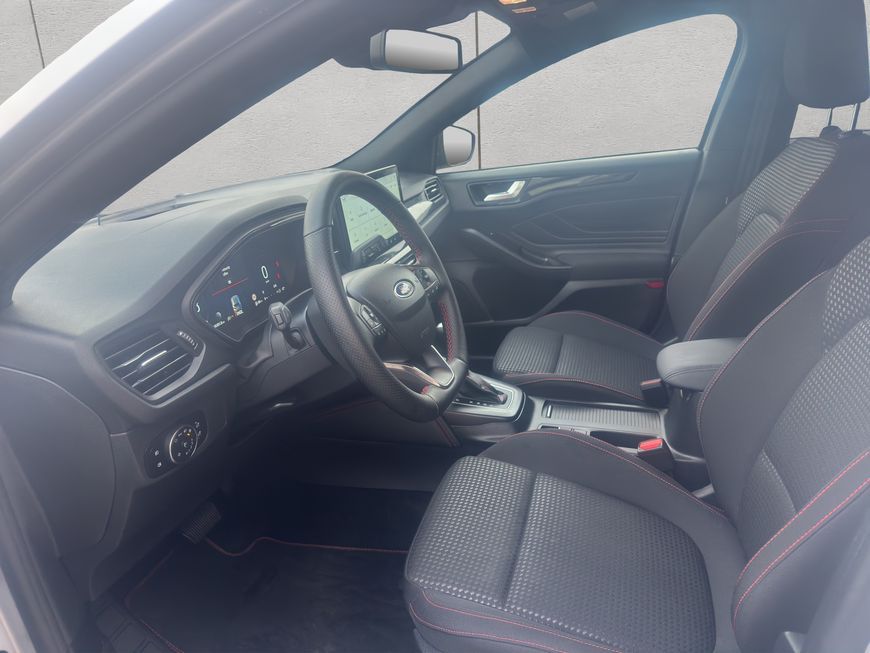 Ford Focus Turnier 1.0 EcoBoost Hybrid Aut. ST-LINE X