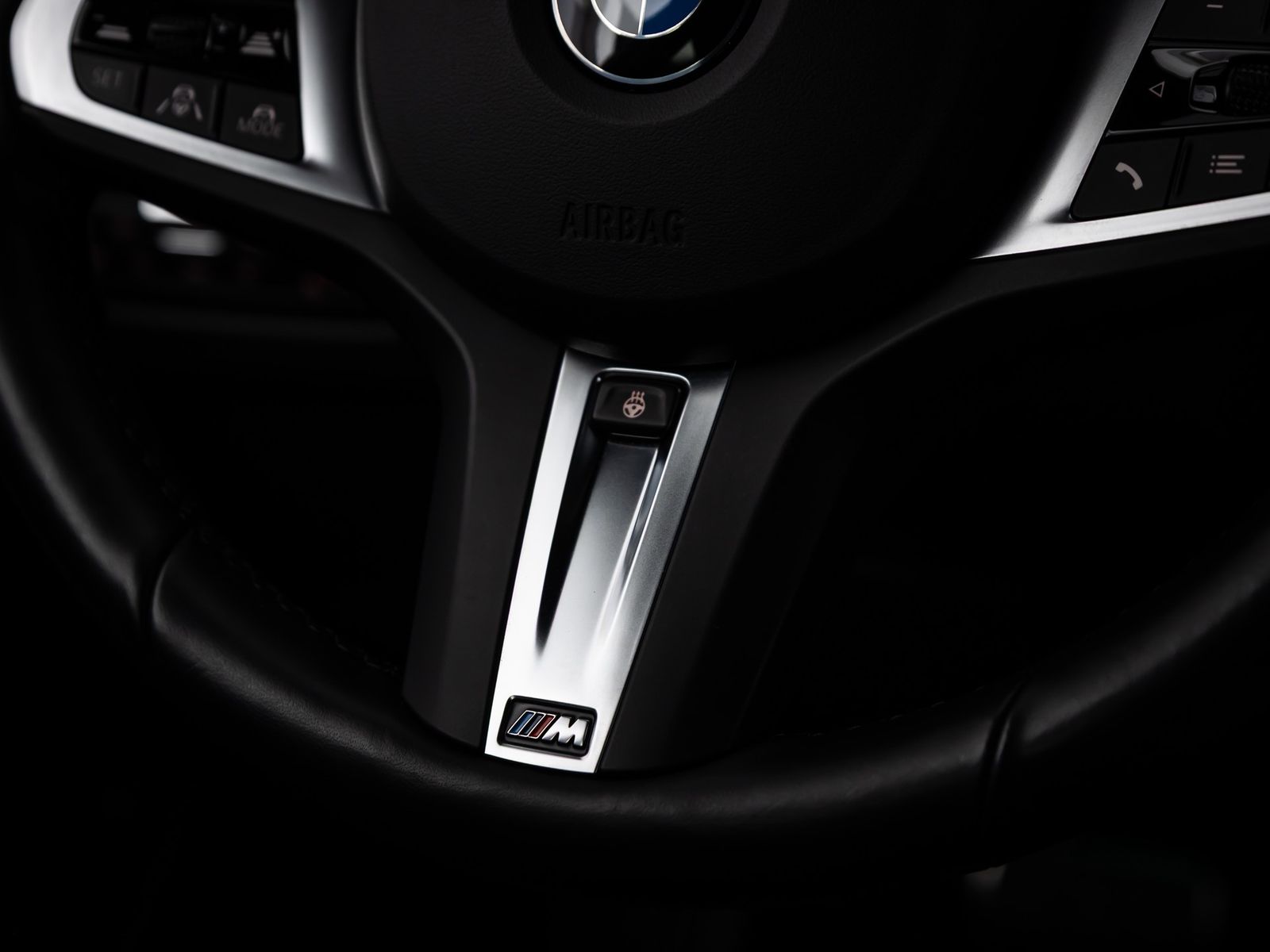 BMW 320d M Sport - Samsaru's Car Outlet