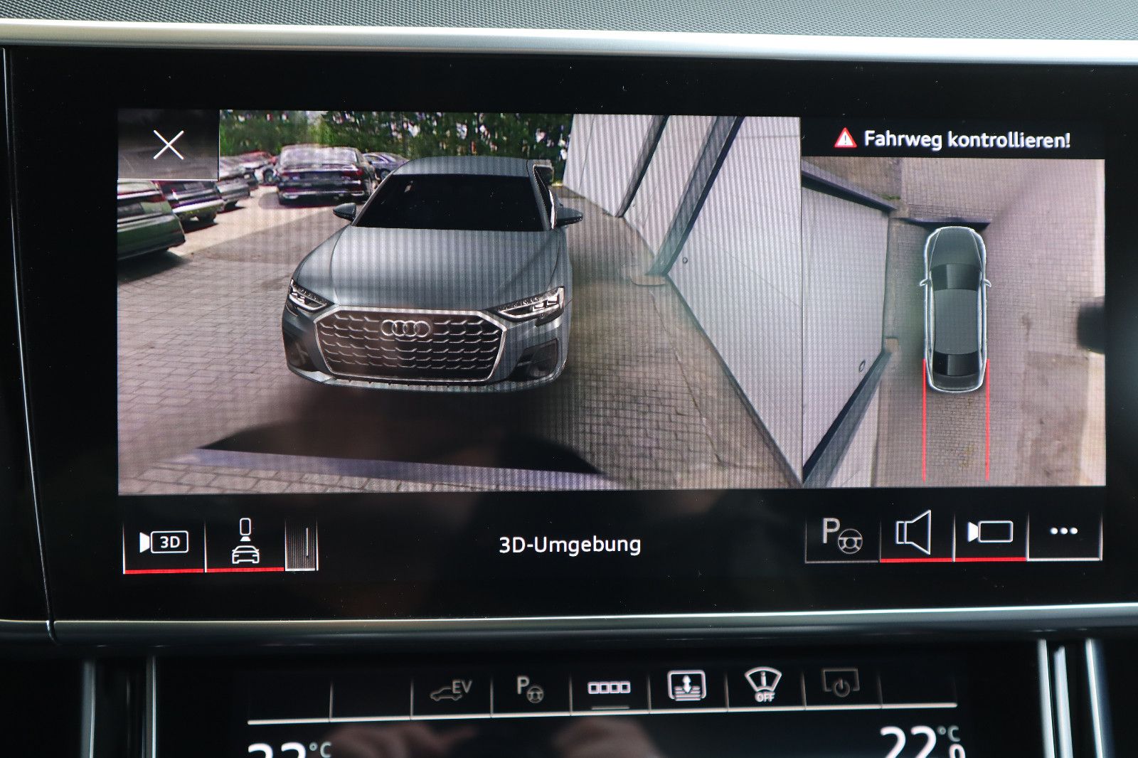 Audi A8L 60 TFSIe lang S-Line BLACK - Samsaru's Car Outlet
