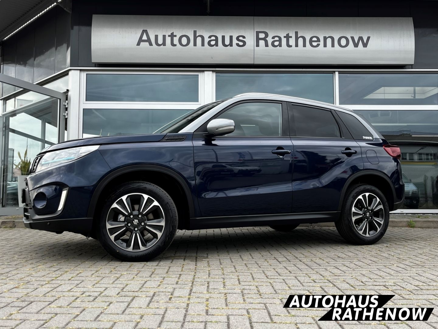 Suzuki Vitara Shinkai 1.4 BOOSTERJET HYBRID - Samsaru's Car Outlet