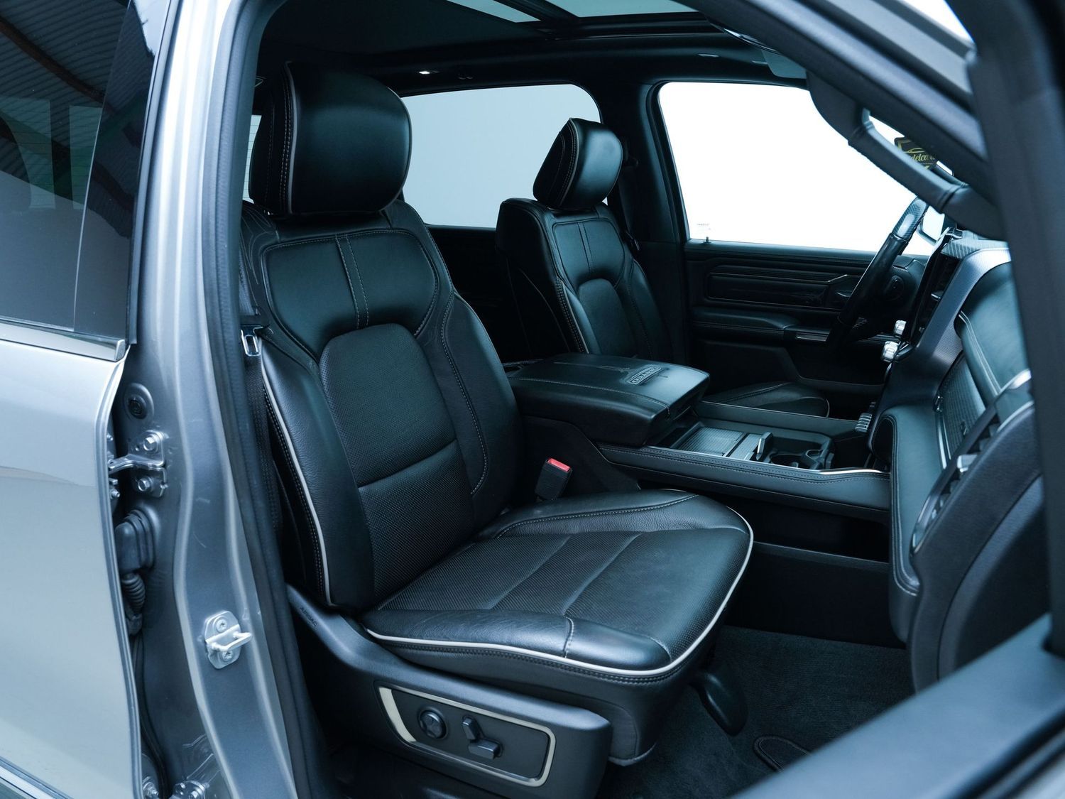 Dodge RAM 1500 Limited ***MEGA VOLL***
