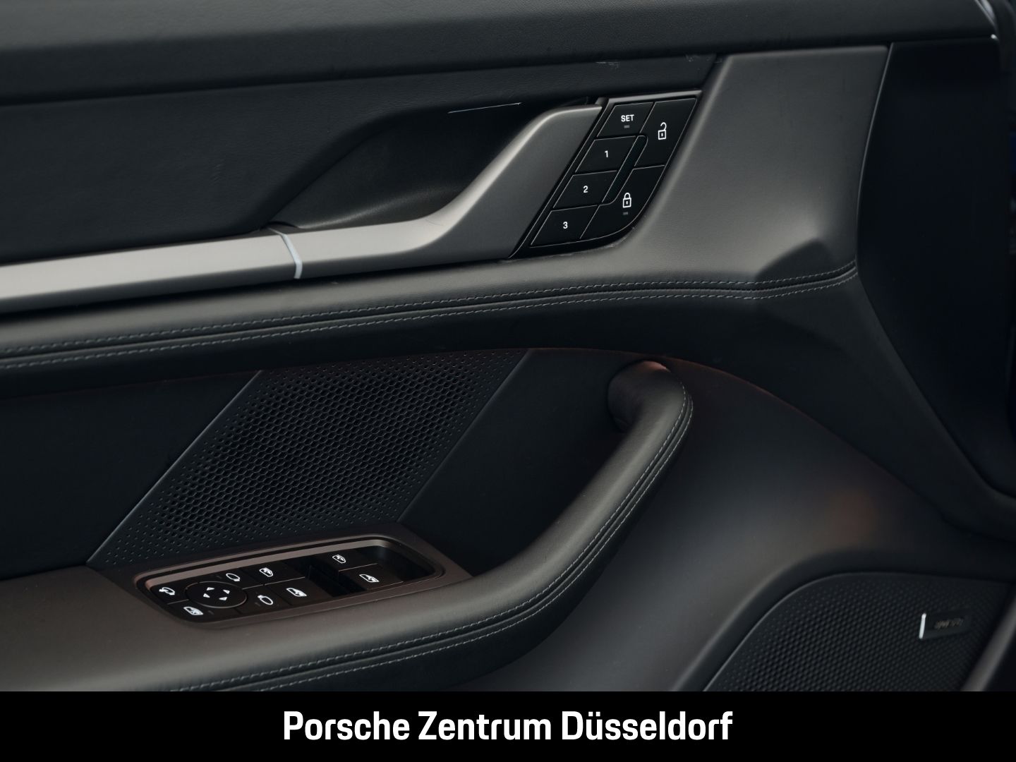 Porsche Taycan 4S Sport Turismo BOSE Luftfederung LED