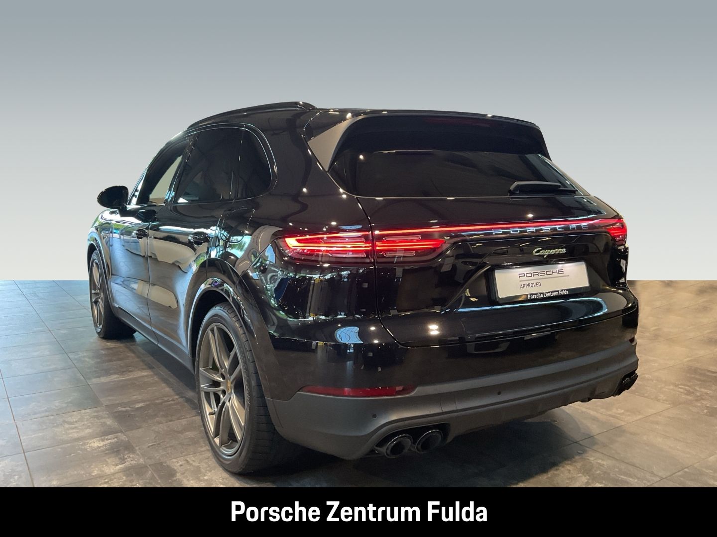 Porsche Cayenne E-Hybrid BOSE Panoramadach LED-Matrix
