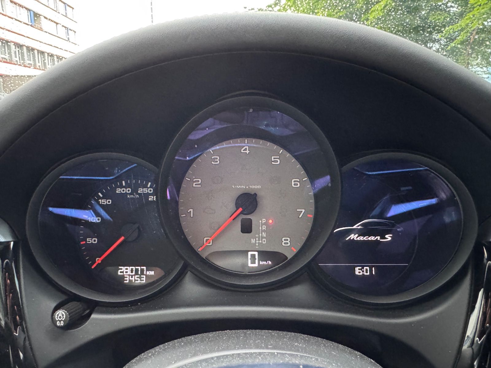 Porsche Macan S - Samsaru's Car Outlet