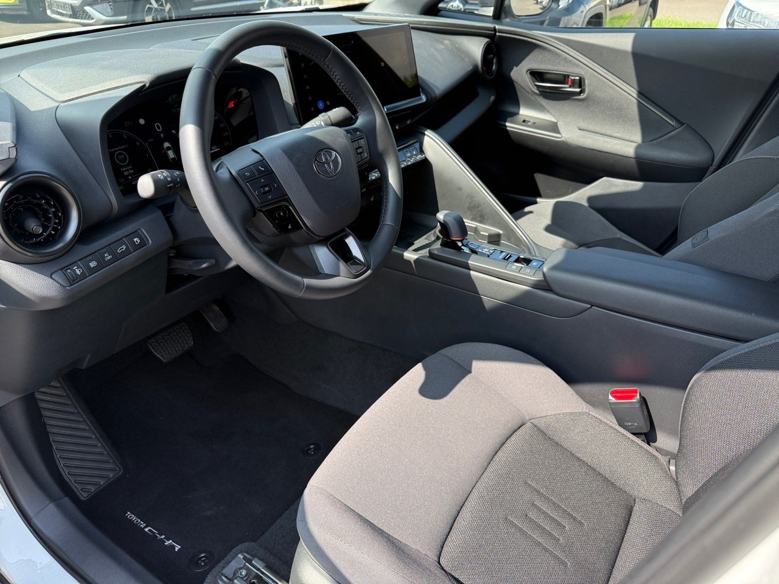 Toyota C-HR PHEV 2.0 Plug-In Hybrid Teamplayer