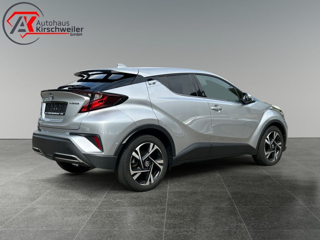 Toyota C-HR 2.0 Hybrid - Samsaru's Car Outlet