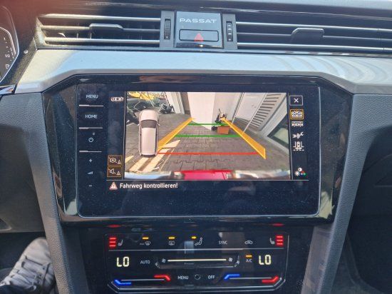 Volkswagen Passat Variant 2.0 TDI Business DSG - Samsaru's Car Outlet