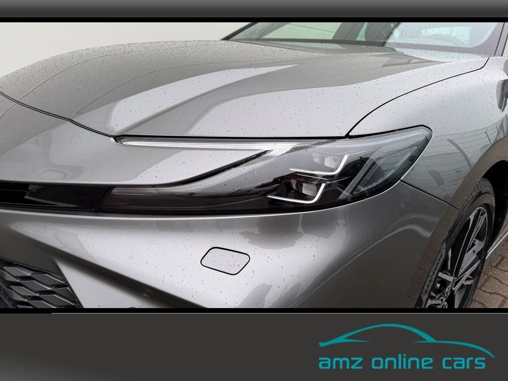 Toyota Camry 2.5 Hybrid Executive Navi*Kamera*LED