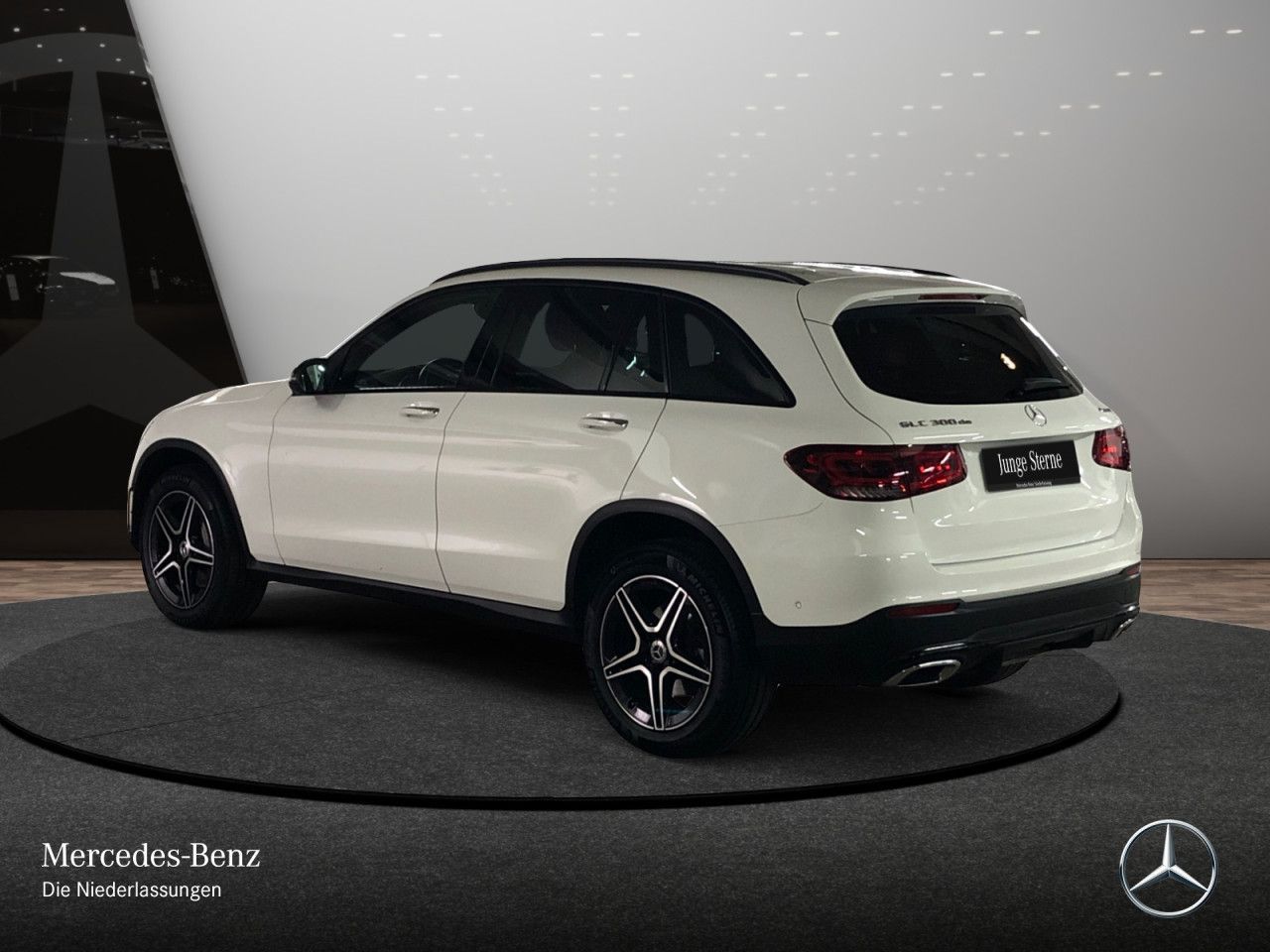 Mercedes-Benz GLC 300 de 4M AMG - Samsaru's Car Outlet