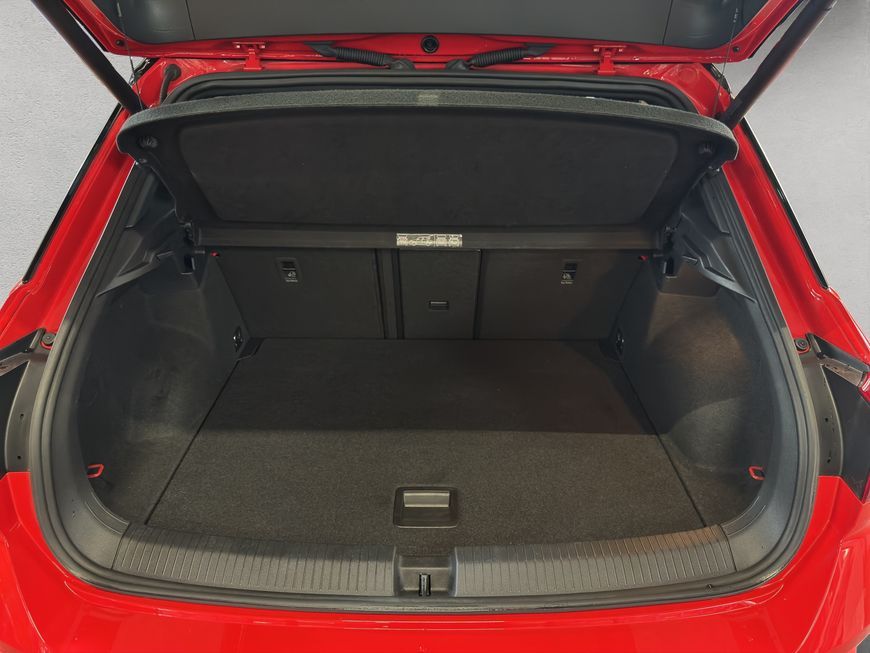 Volkswagen T-Roc 2.0 TSI - Samsaru's Car Outlet