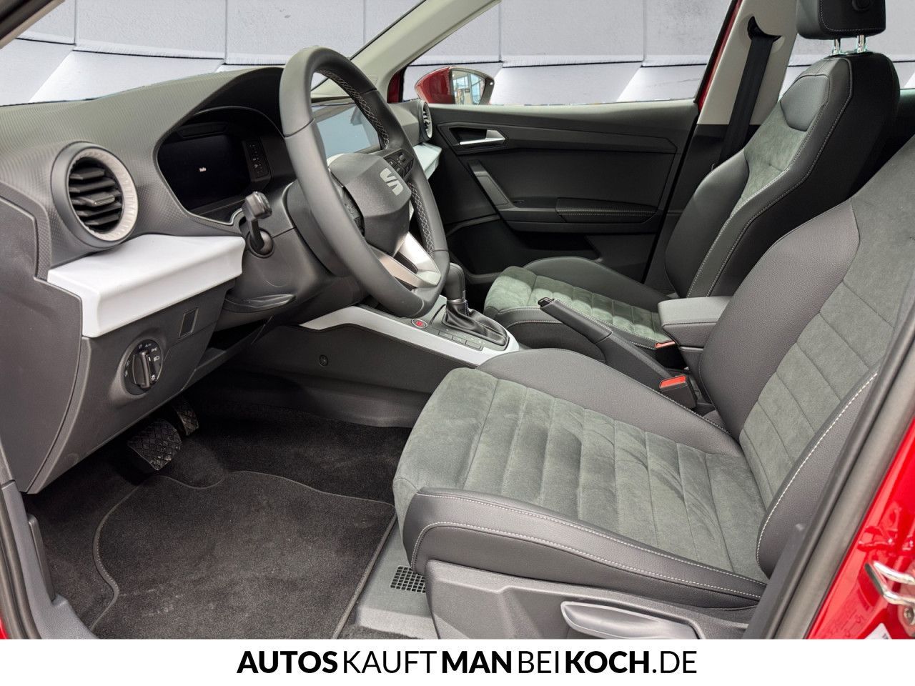 Seat Arona 1.0 TSI DSG Road Ed SOUND NAVI PDC V+H AHK