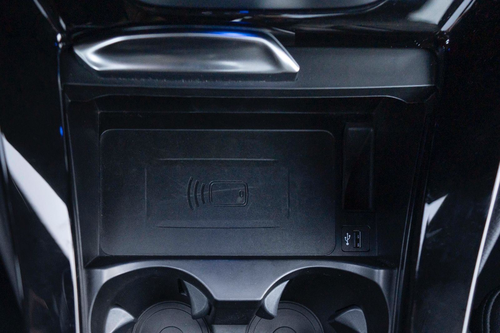 BMW X3 xDrive30i HUD LED HIFI KAM NAV PANO SITZH